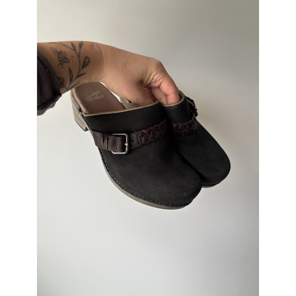Dansko Melanie Mules Clogs Black Leather Braided Buckle Women's Size 39 / 8.5